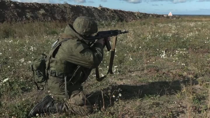 Минобороны РФ: на полигоне в Белгородской области совершен теракт, была открыта стрельба. В результате 11 человек убиты, 15 — ранены