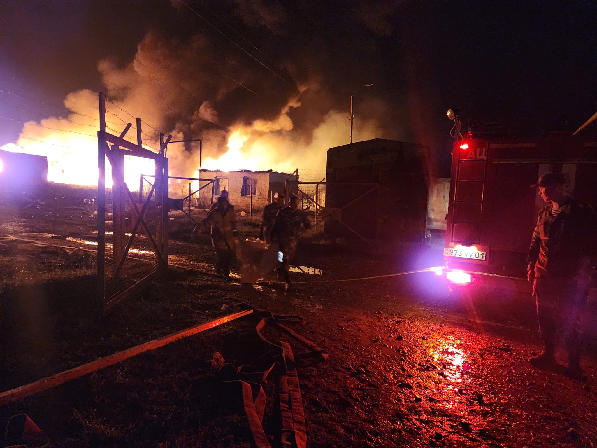 При взрыве на складе с топливом в столице Нагорного Карабаха погибли 20 человек, ранены около 300