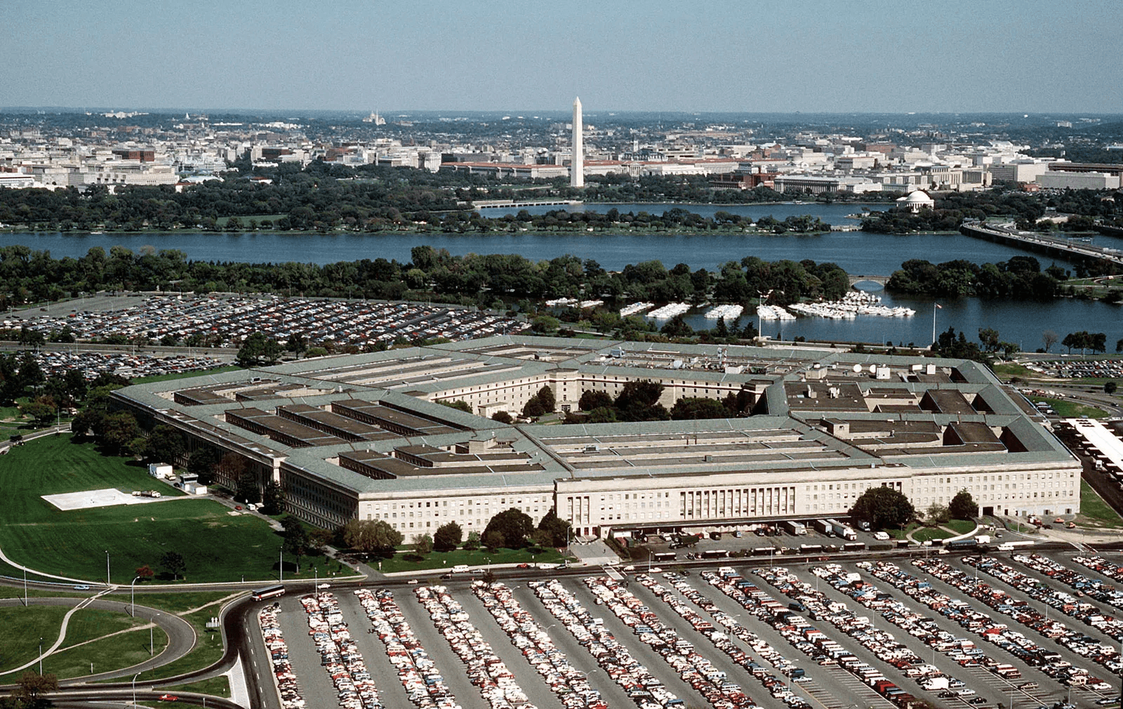 США возобновили поставки некоторых видов вооружения Украине — AP 