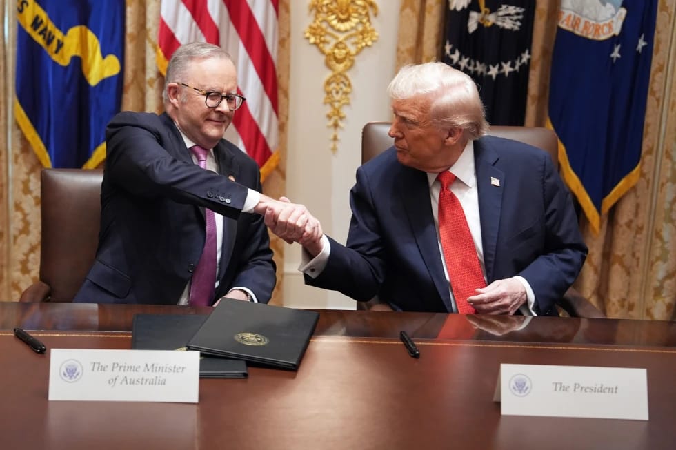 Трамп подписал соглашение о поставках редкоземельных металлов из Австралии на фоне ужесточения условий их экспорта из Китая