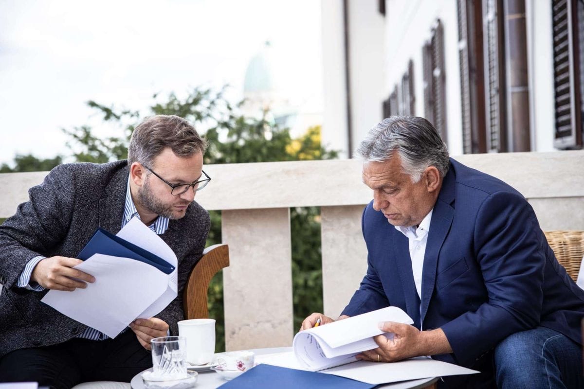 Венгрия хочет от ЕС €30 млрд за одобрение финансовой поддержки Украины — советник Виктора Орбана